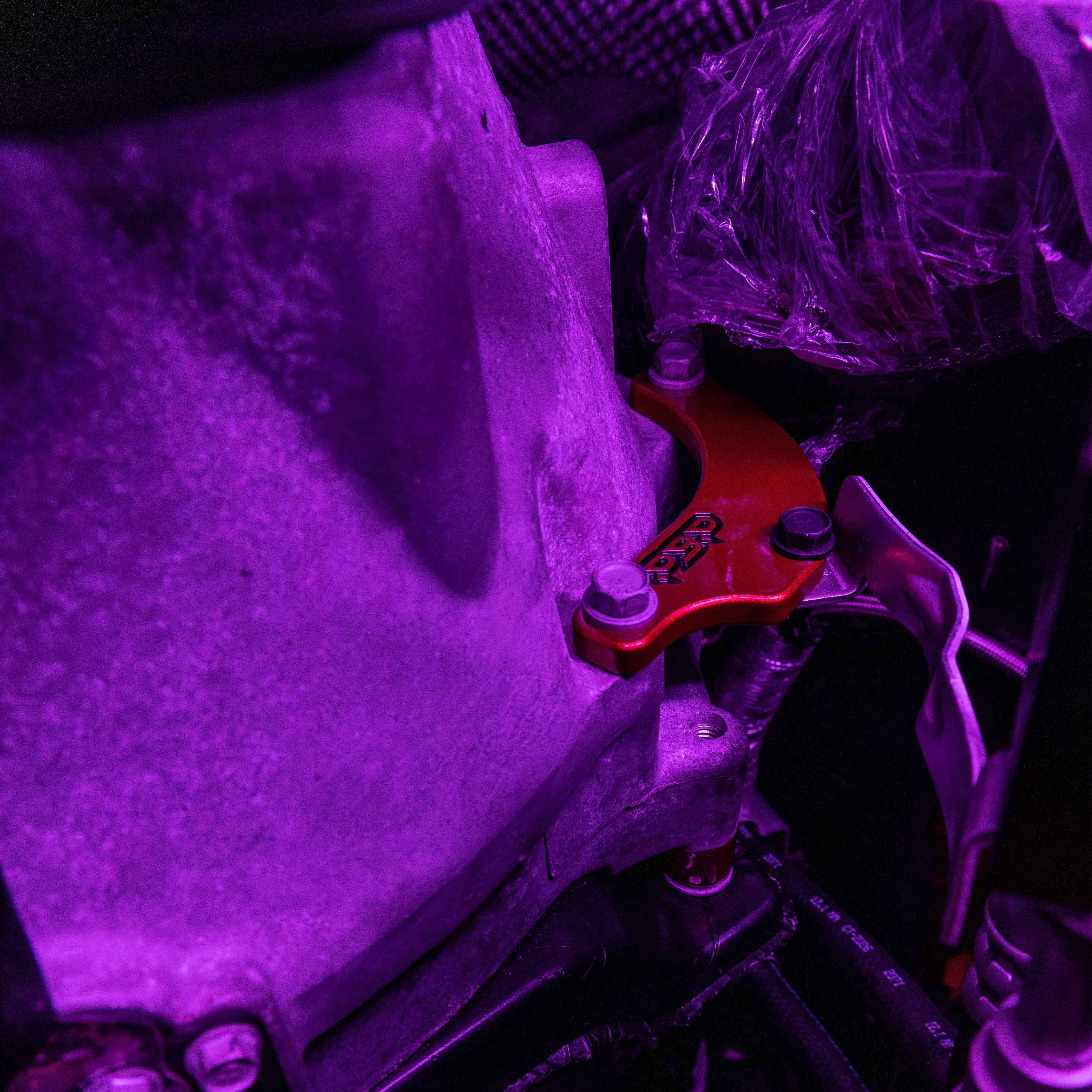 S400 DOWNPIPE HANGER DELETE