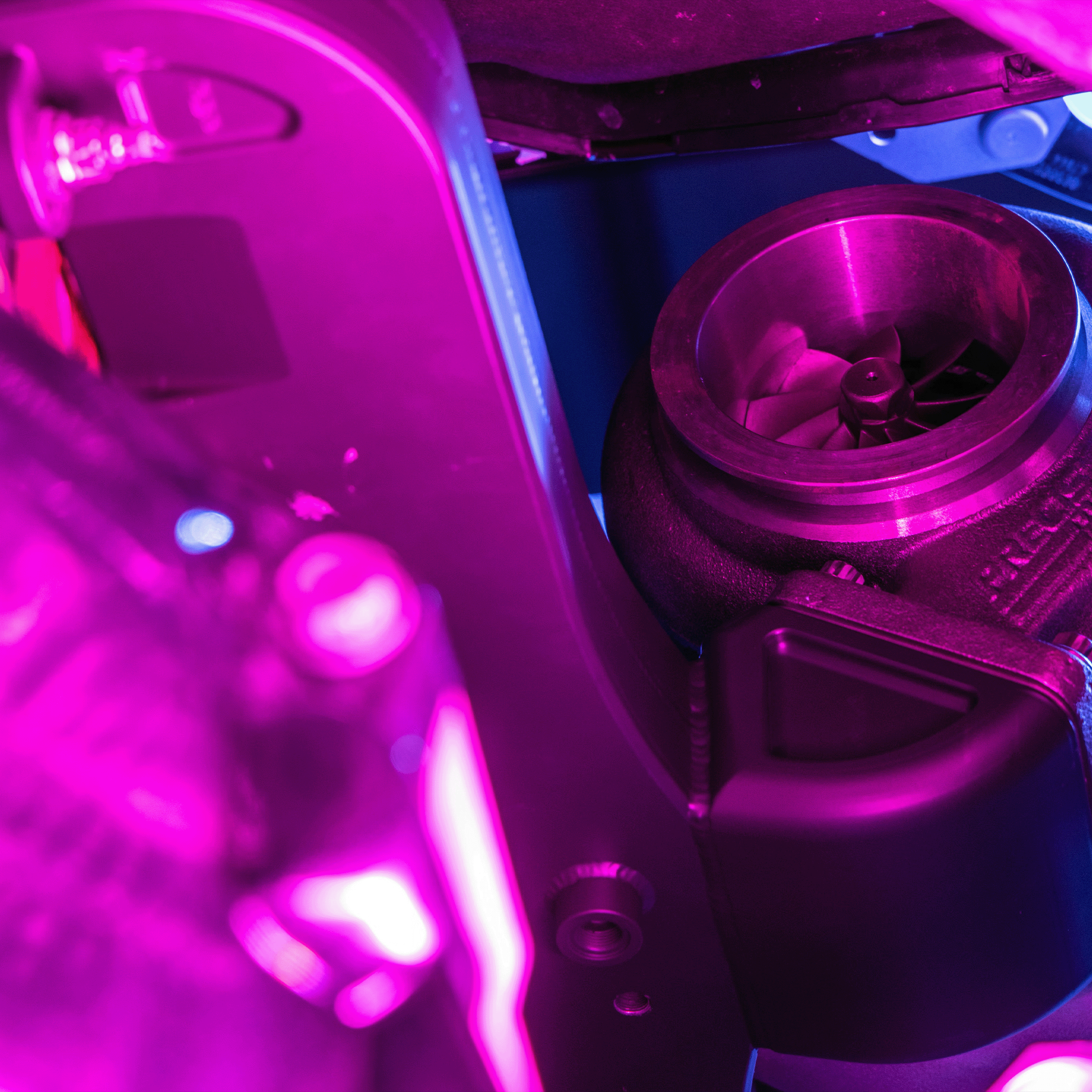 T4 CUMMINS HIGH MOUNT EXHAUST MANIFOLD