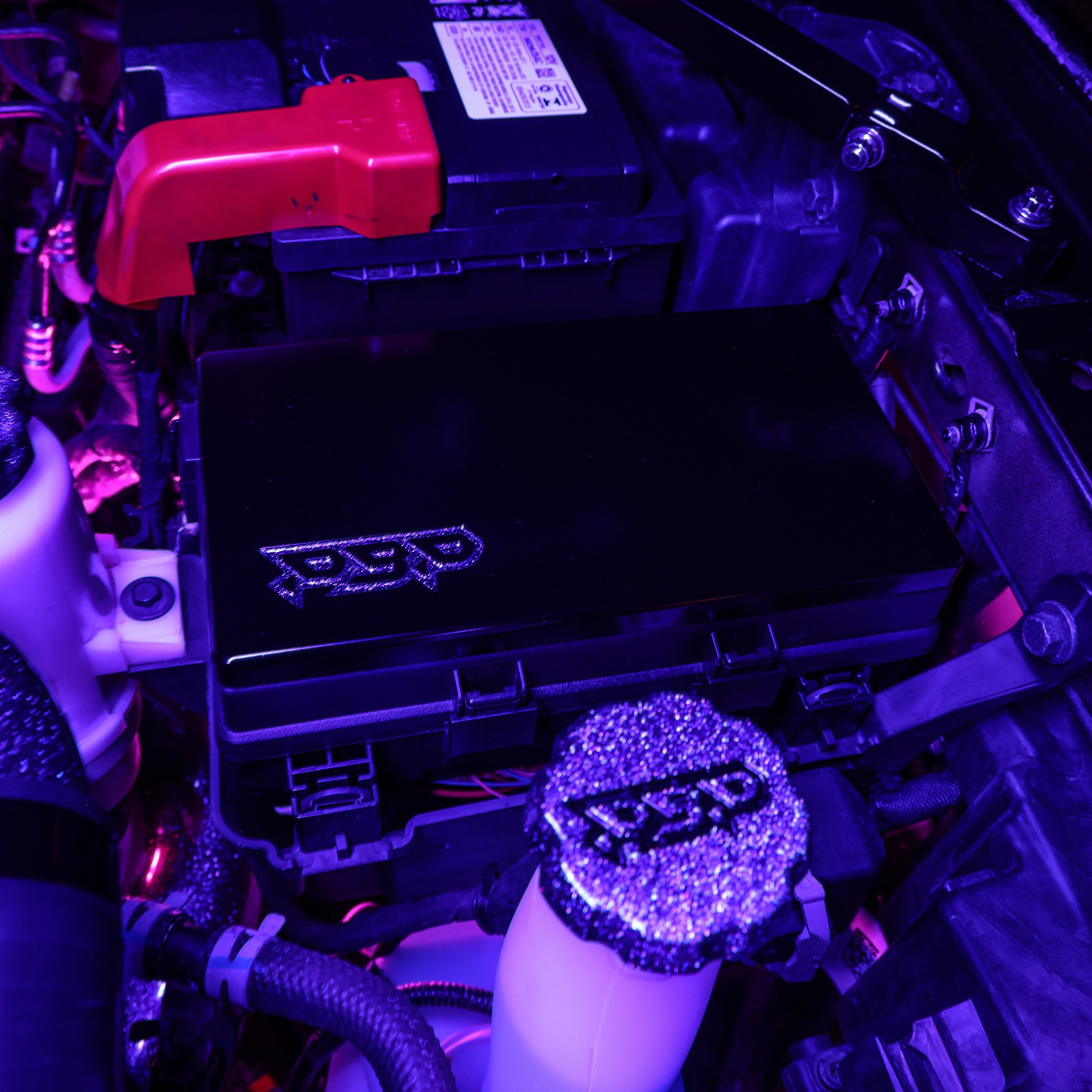 CUMMINS BILLET FUSE PLATE COVER