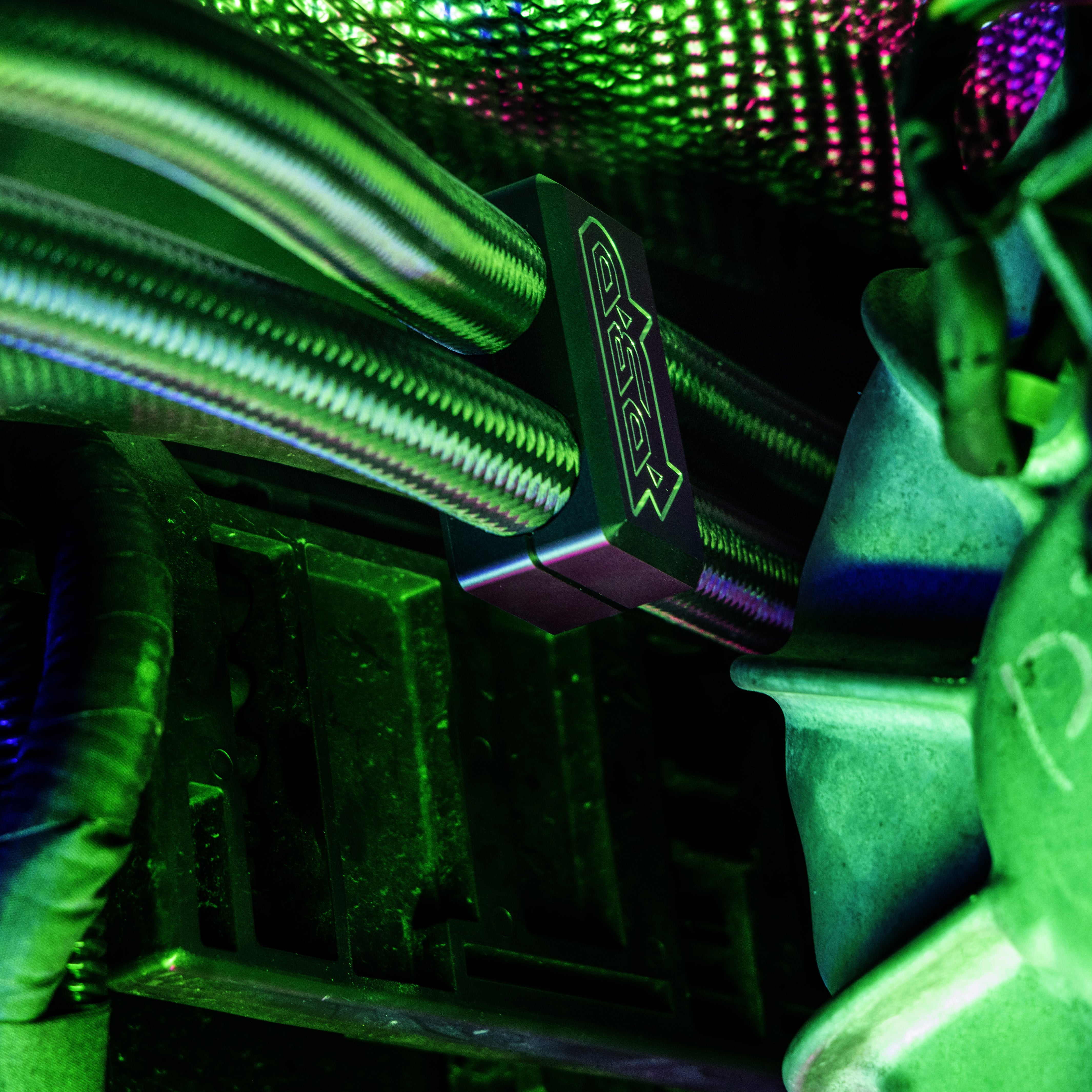 BILLET VIBRANT -10 HOSE CLAMPS 