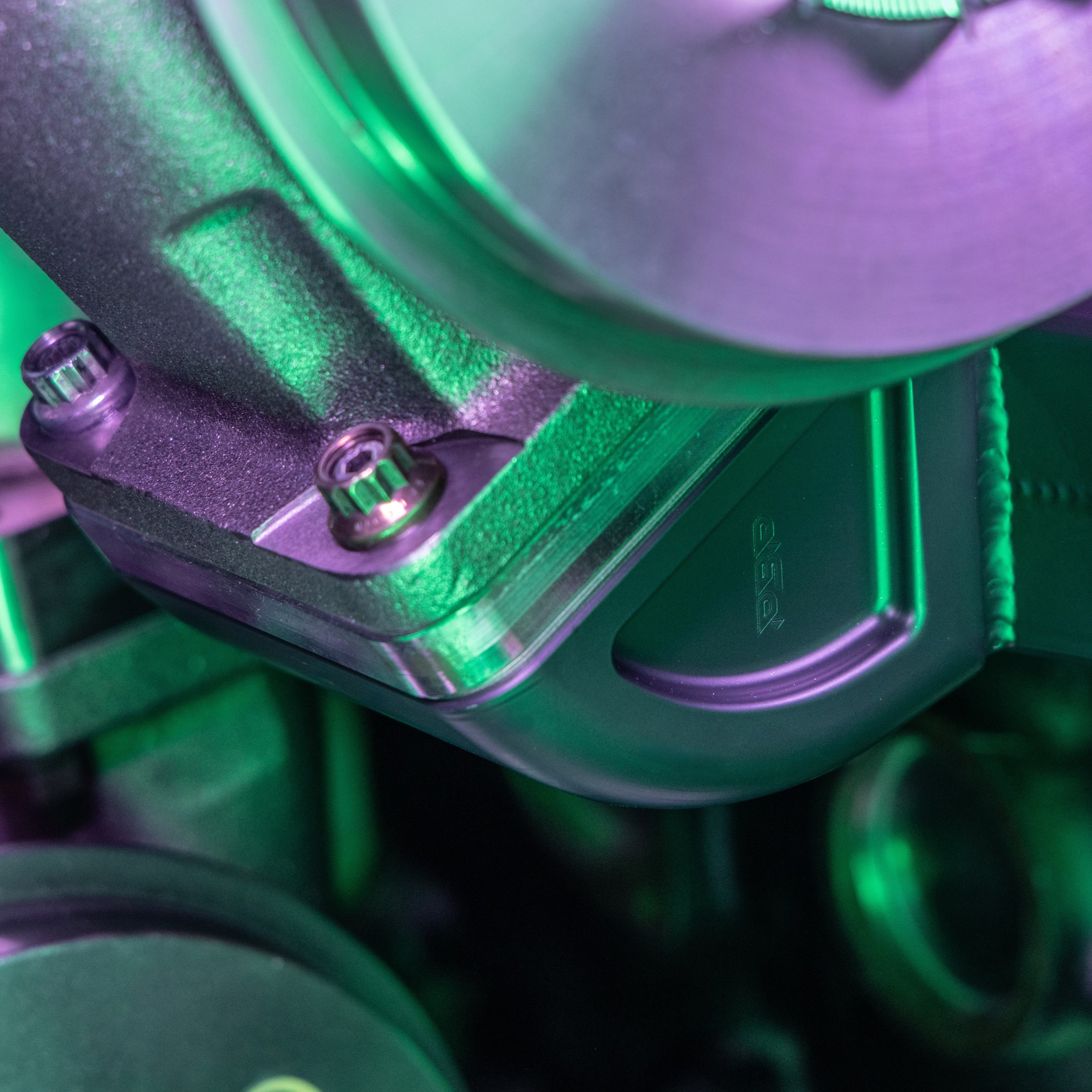 T4 CUMMINS HIGH MOUNT EXHAUST MANIFOLD